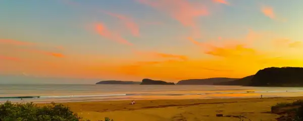 Reiki healing session in Ettalong Beach on the Central Coast supporting relaxation and energy balance.