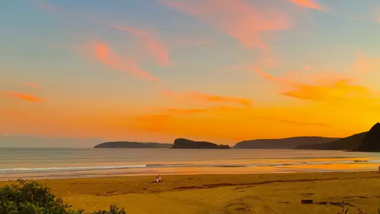 Reiki healing session in Ettalong Beach on the Central Coast supporting relaxation and energy balance.